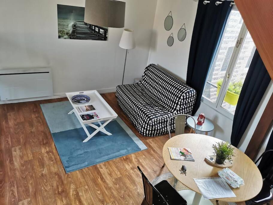 Entre Port Et Plage Apartment Dieppe Ngoại thất bức ảnh
